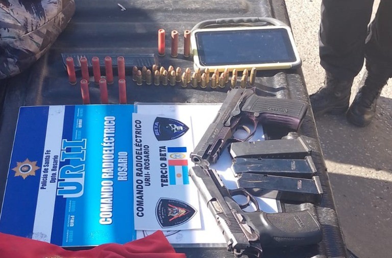 Detuvieron a un hombre por robo y descubrieron que era buscado por homicidio | Rosario y la región