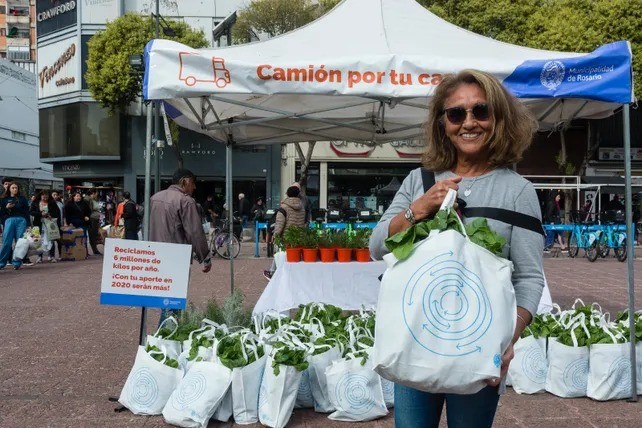 Se recibieron casi 7 toneladas de reciclables en los primeros canjes del año en Rosario | Rosario y la región