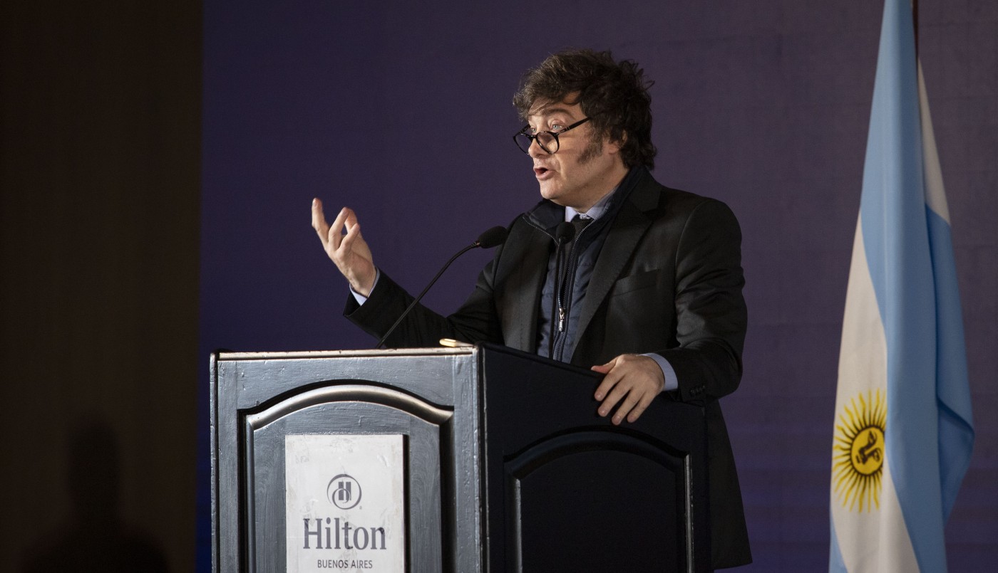 Milei: "Vamos a hacer el mayor esfuerzo para reconciliar a la política con las FFAA" | Política y Economía