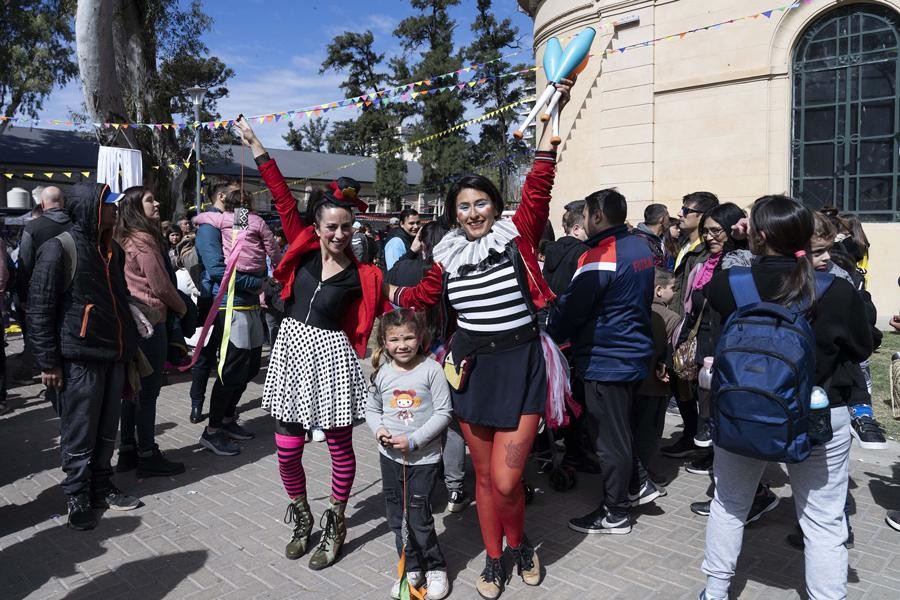 La exRural se convierte en un espacio repleto de juegos durante el festival de infancias más grande del país | Espectáculos