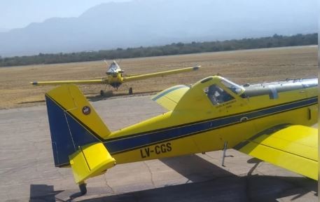 Buscan un avión hidrante que desapareció mientras combatía un incendio forestal en La Rioja | Información General