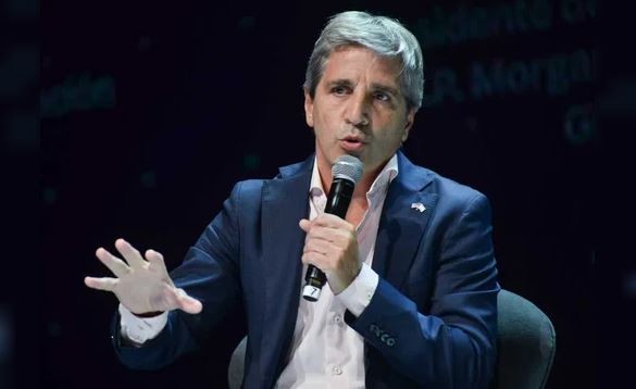 El ministro Caputo viajará a Arabia Saudita en busca de inversiones con el RIGI | Política y Economía