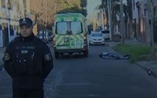 Los cómplices del delincuente abatido en Caseros lo atropellaron cuando escaparon | Información General