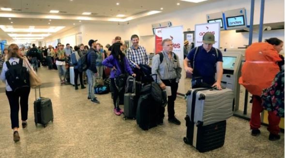 El Gobierno anunció sanciones para los trabajadores aeronáuticos que hicieron paro en Aeroparque | Información General