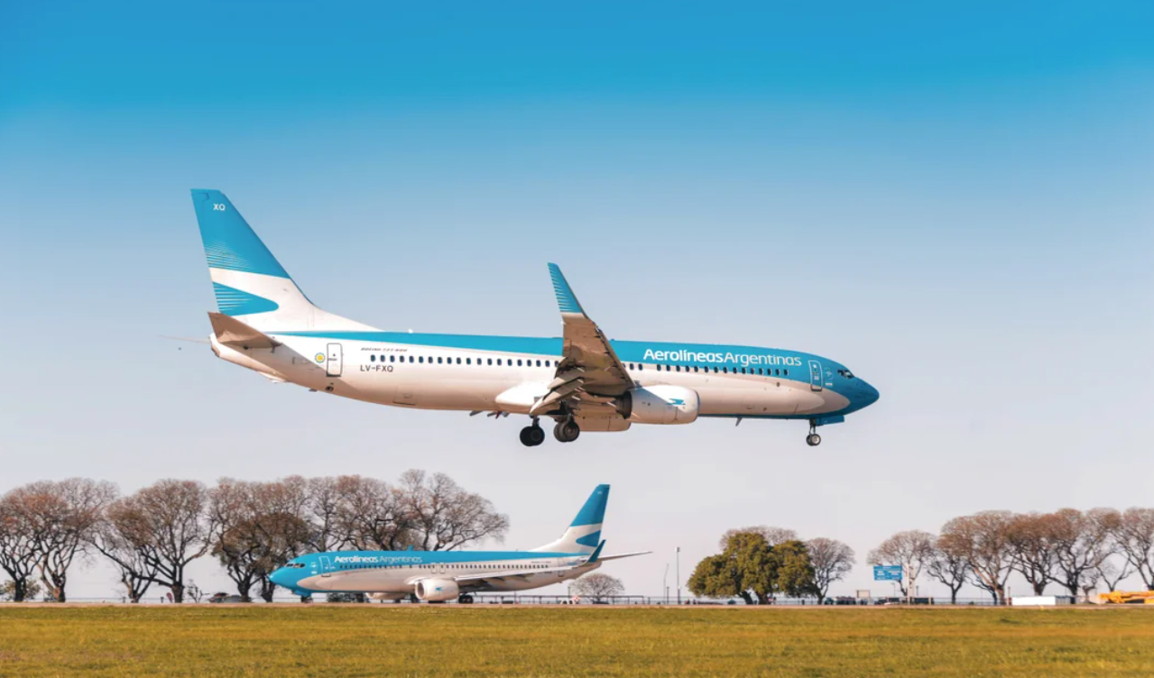 Aerolíneas Argentinas: regresan los vuelos nocturnos con tarifas promocionales | Información General