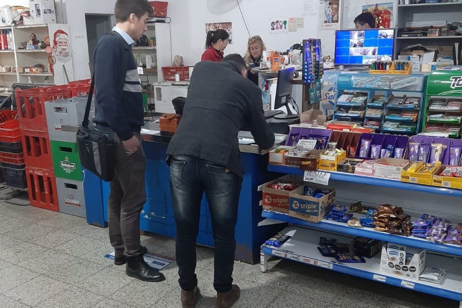 Provincia y Municipio inspeccionaron autoservicios y encontraron 167 empleados “en negro” | Rosario y la región