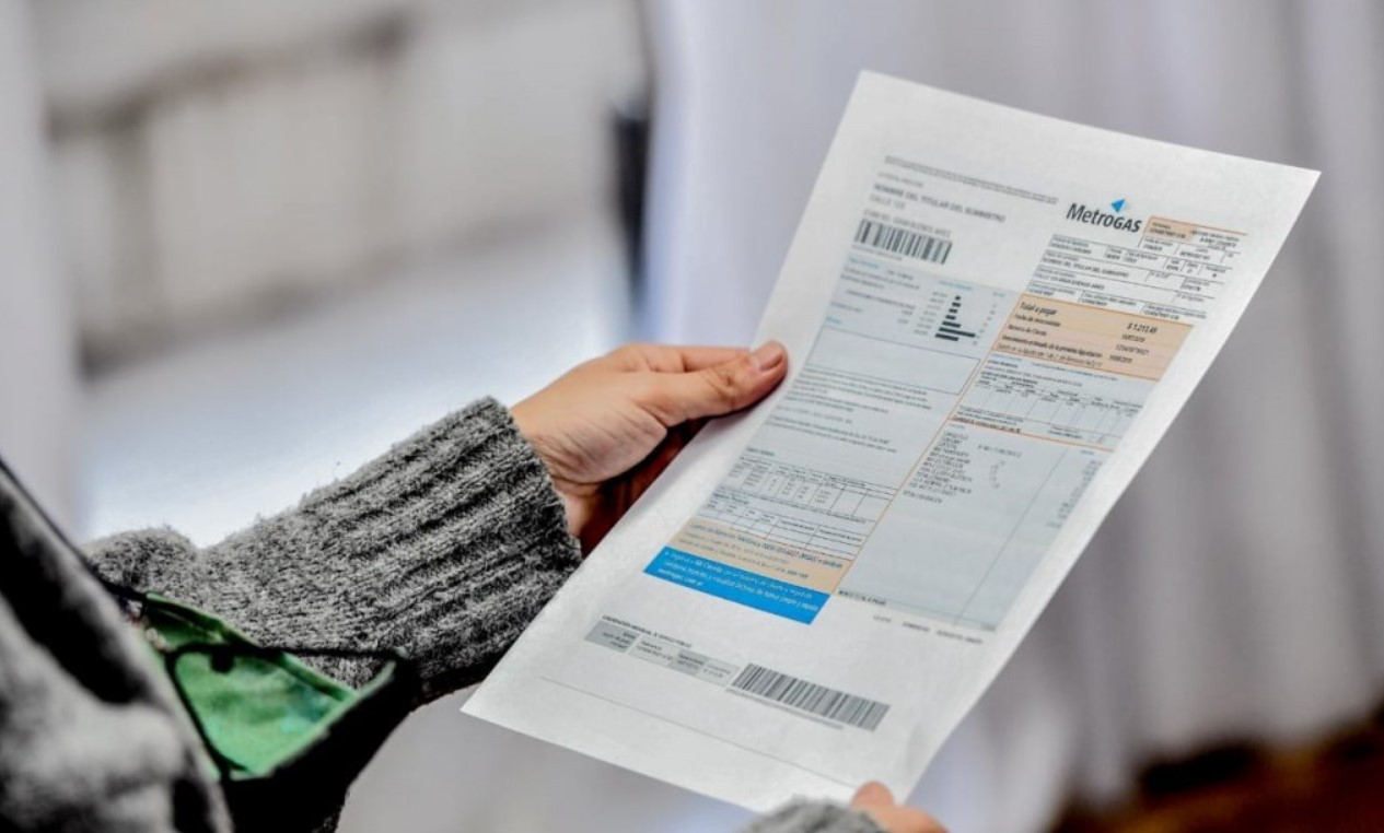 Los municipios ya no podrán incluir impuestos y tasas en las facturas de servicios | Política y Economía