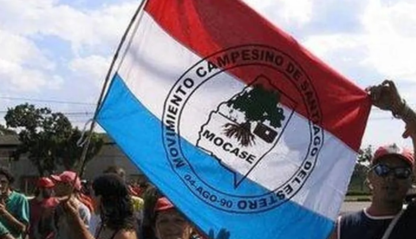 El padre de Milei firmó un acuerdo con movimientos sociales de Santiago del Estero para ceder miles de hectáreas de tierras | Información General