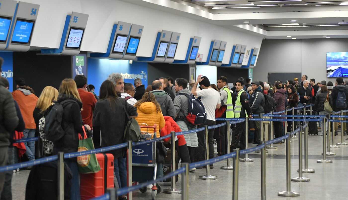 ATE anunció un paro de controladores aéreos para este jueves: afectará a 27 aeropuertos | Información General