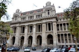 La Corte Suprema rechazó un amparo colectivo contra un reajuste de los jubilados | Política y Economía