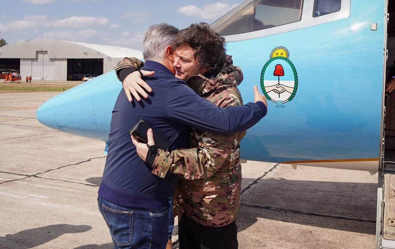 Milei llegó a Córdoba para recorrer las zonas afectadas por los incendios | Información General