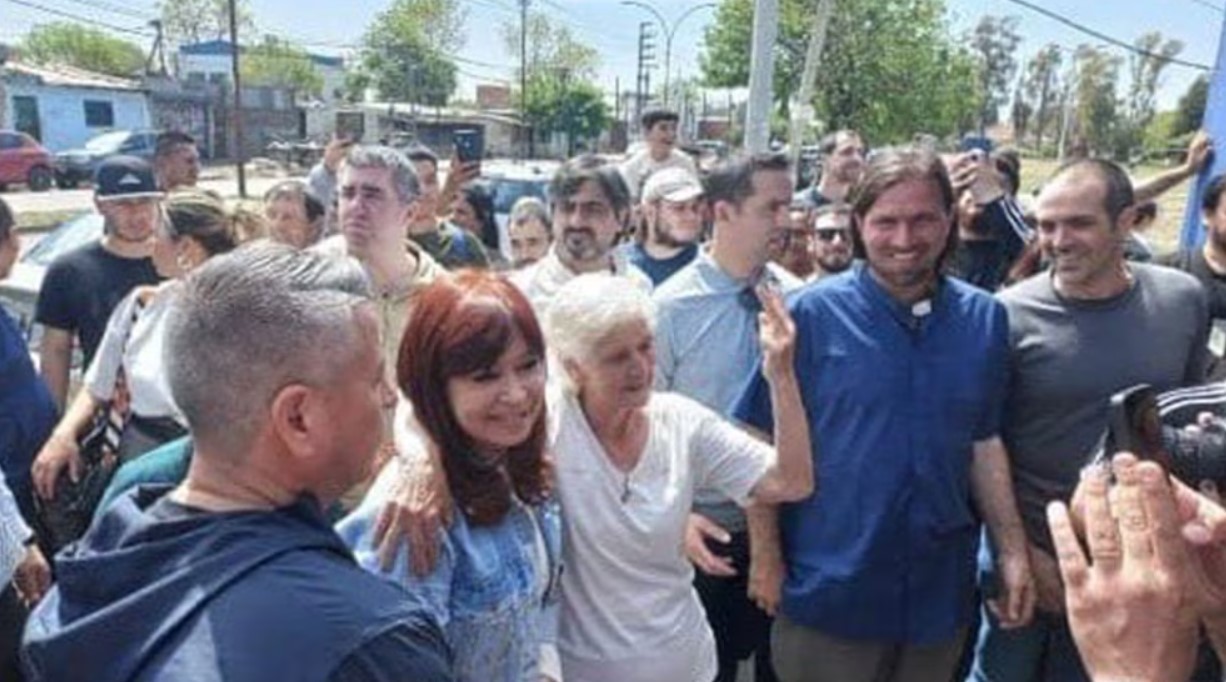Cristina Kirchner recorrió La Matanza y le pidió a los vecinos que "sigan organizándose" | Política y Economía