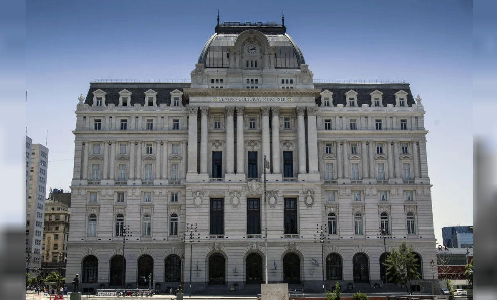 El Gobierno oficializó el cambio de nombre del Palacio Libertad | Política y Economía