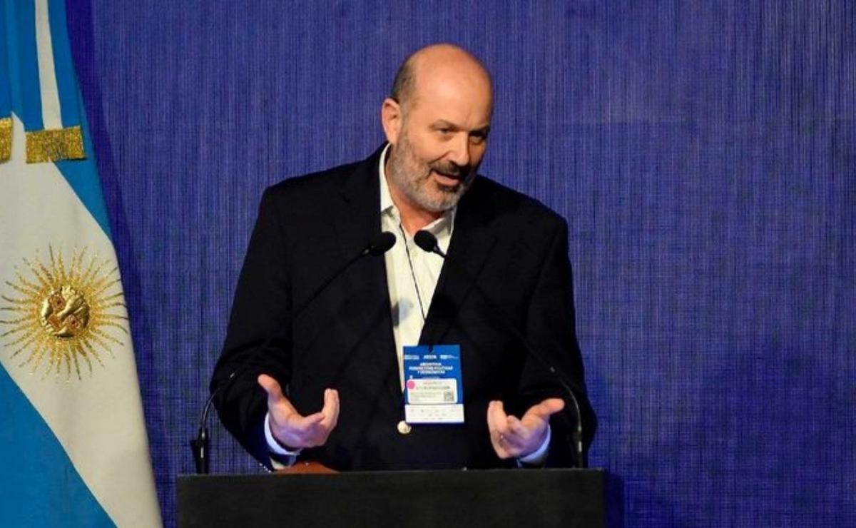 El Gobierno envió al Congreso la "ley hojarasca" para eliminar cerca de 70 leyes | Política y Economía