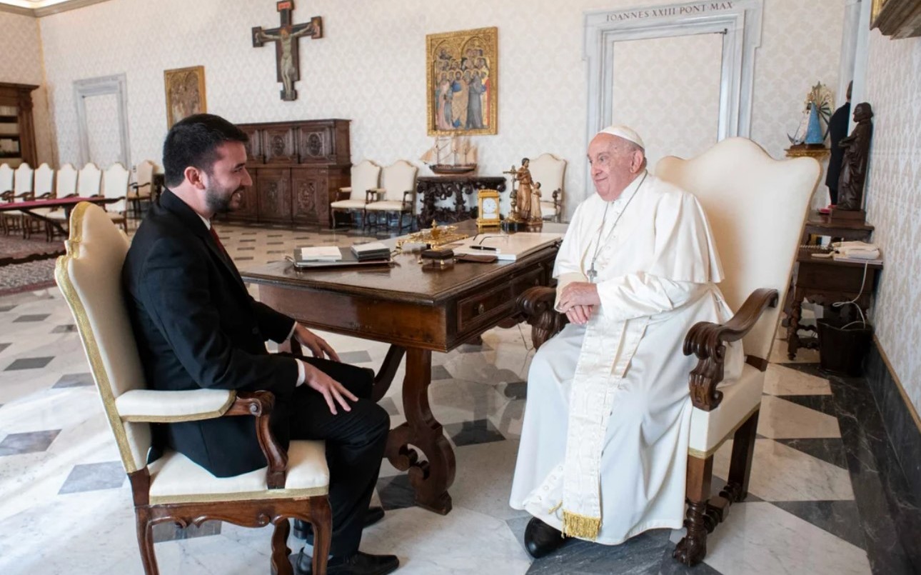 El papa Francisco recibió al secretario de Culto de Milei en el Vaticano | Política y Economía