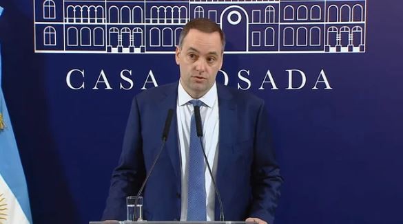 El Gobierno rechaza la reacción estudiantil al veto: "Tomar universidades es un delito" | Política y Economía