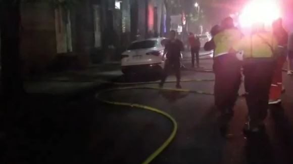 Incendio en un conventillo en La Boca: un muerto | Información General