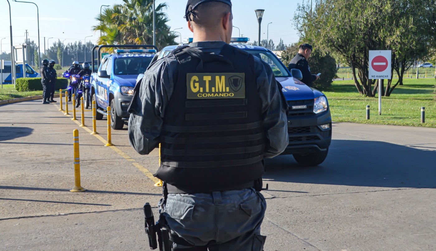 Balearon a una mujer en barrio Tablada: está fuera de peligro | Rosario y la región