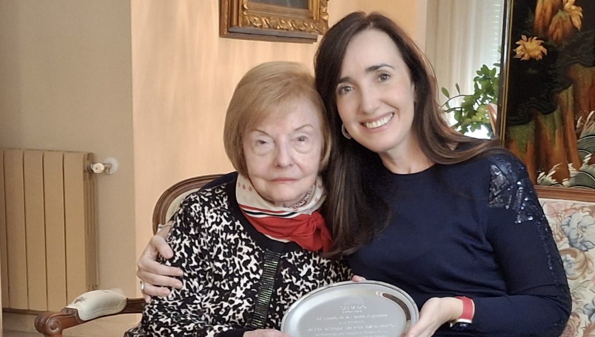 Villarruel compartió fotos con Isabel Martínez de Perón en el Día de la Lealtad Peronista: "Argentina bien nacida" | Política y Economía