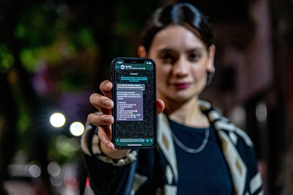 Reclamos por chat: en una semana aumentaron un 145% las conversaciones en el MuniBot | Rosario y la región