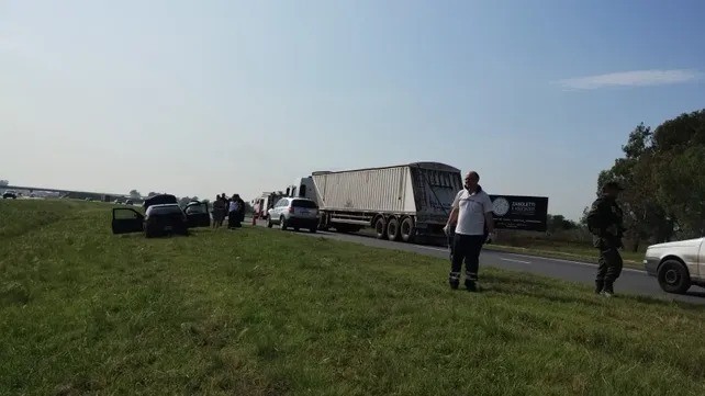 Autopista Rosario-Córdoba: cinco personas resultaron heridas por un choque en cadena | Rosario y la región