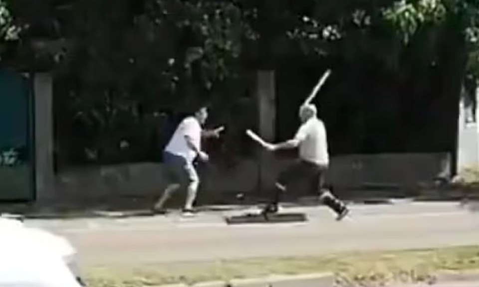 Detuvieron a un carnicero por acuchillar a un hombre en una pelea por una discusión de tránsito | Información General