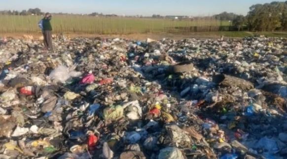 Empieza el juicio contra una madre imputada por matar a su hija al arrojarla a la basura | Información General