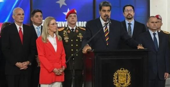 La Justicia argentina pidió que Interpol emita alertas rojas contra Maduro y otros funcionarios venezolanos | Política y Economía