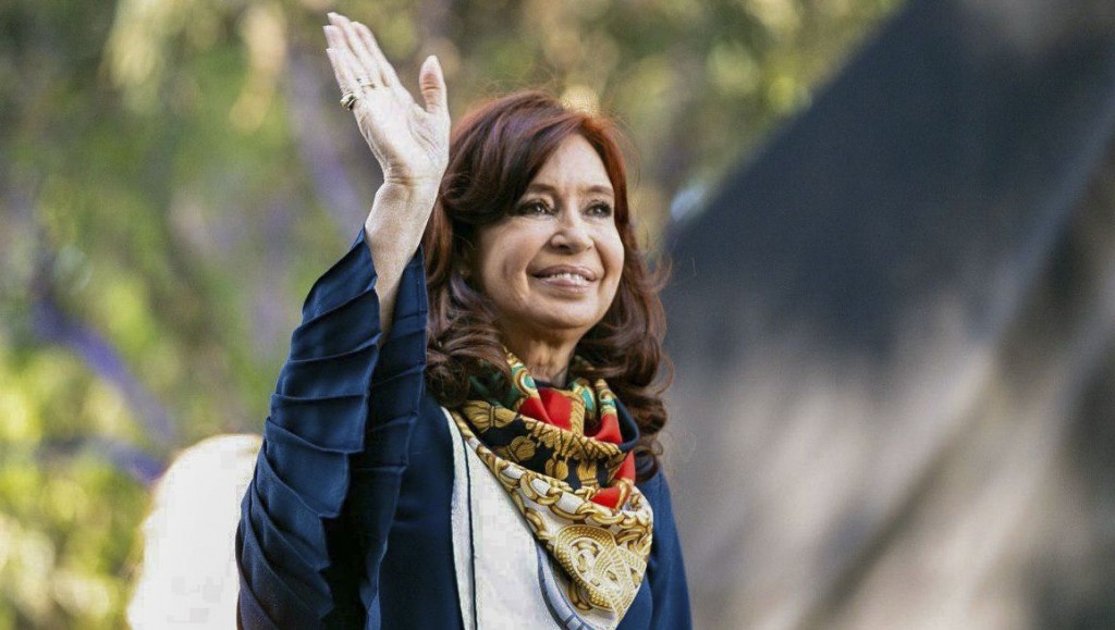 El abogado de Brenda Uliarte pidió que Cristina Kirchner declare "si se considera o no mujer" | Política y Economía