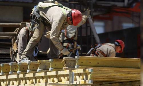 El Gobierno registró un repunte del empleo en agosto y septiembre y también del salario real | Política y Economía