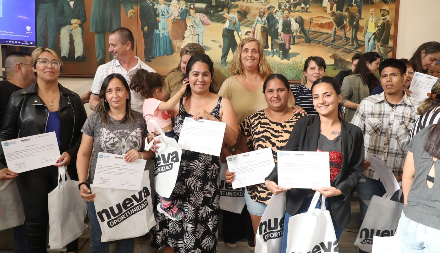 Nueva Oportunidad: finalizó la formación a los acompañantes del programa provincial | Rosario y la región