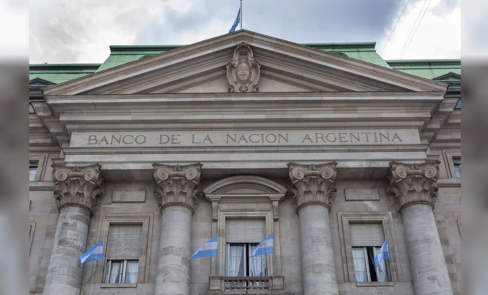 El Banco Central arrancó la semana con otra fuerte compra de divisas | Política y Economía