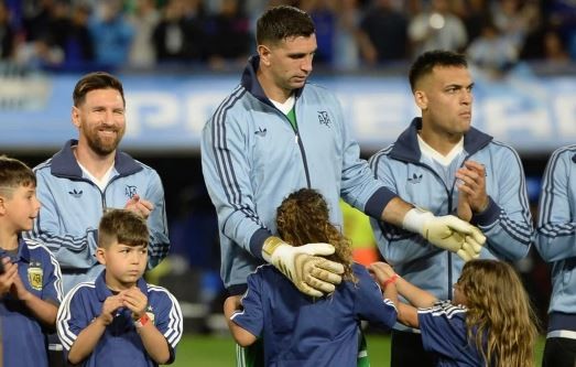 El “Dibu” Martínez analizó el 2024 de la Selección argentina: “Fue un orgullo” | Deportes