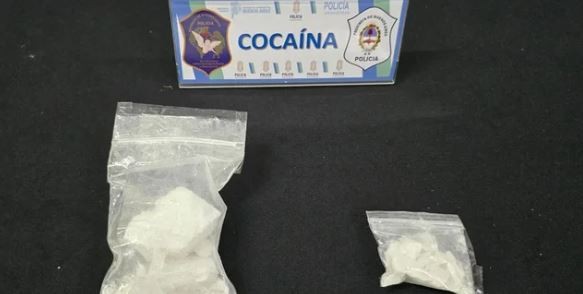 Detuvieron a un efectivo del Servicio Penitenciario cuando trataba de ingresar drogas a una cárcel | Información General