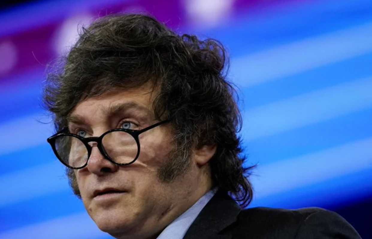 Javier Milei llegó a Montevideo para participar de la cumbre del Mercosur | Política y Economía