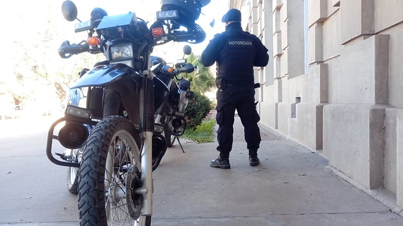 Detienen a cuatro policías por robo y montaje de pruebas falsas en Rosario | Rosario y la región