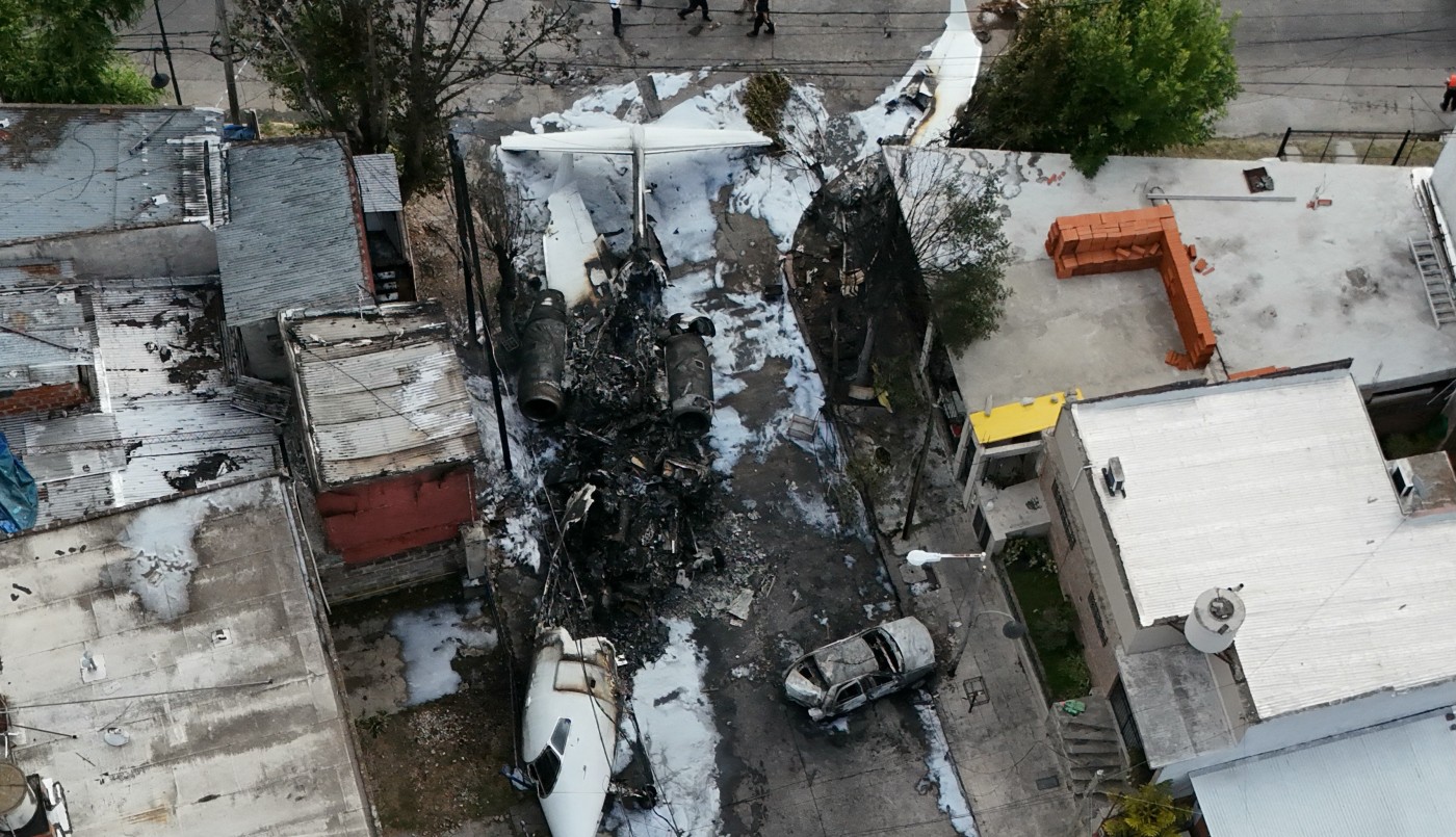 Retiraron los restos del avión que impactó contra una casa en San Fernando | Información General