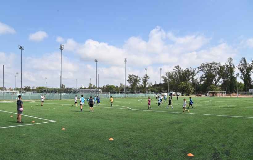 El Hipódromo Independencia amplía su oferta deportiva con nuevas canchas de fútbol | Rosario y la región
