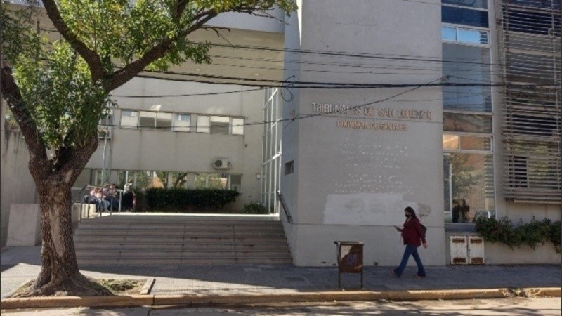 Denuncian que una adolescente fue abusada por un empleado de seguridad en su fiesta de graduación | Rosario y la región