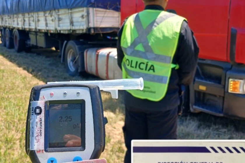 Navidad en la ruta: más de 4.500 vehículos pasaron por controles en la provincia | Rosario y la región