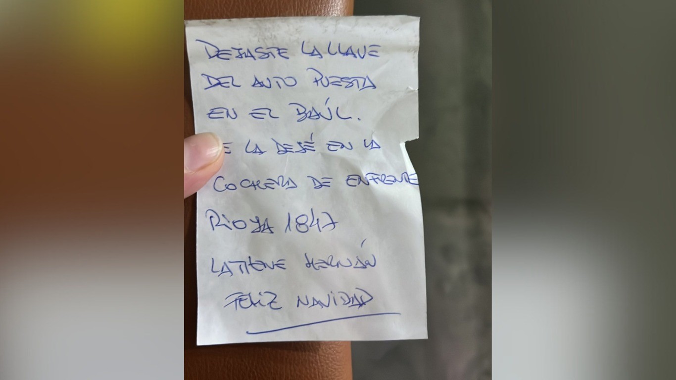 Busca a la persona que guardó las llaves de su auto en una cochera | Rosario y la región