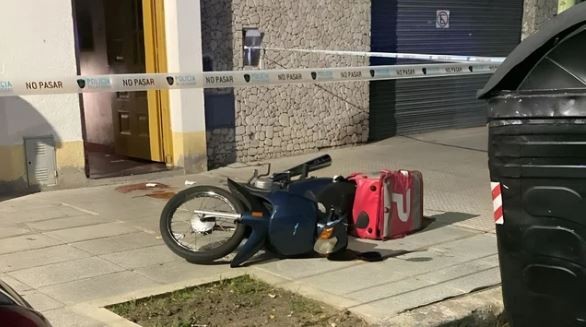 Un policía de la Ciudad mató a un delincuente menor cuando asaltaba a un repartidor | Información General