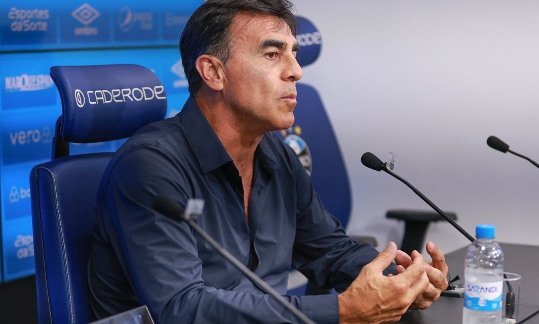 Quinteros fue presentado en Gremio y dio detalles sobre su salida de Vélez | Deportes