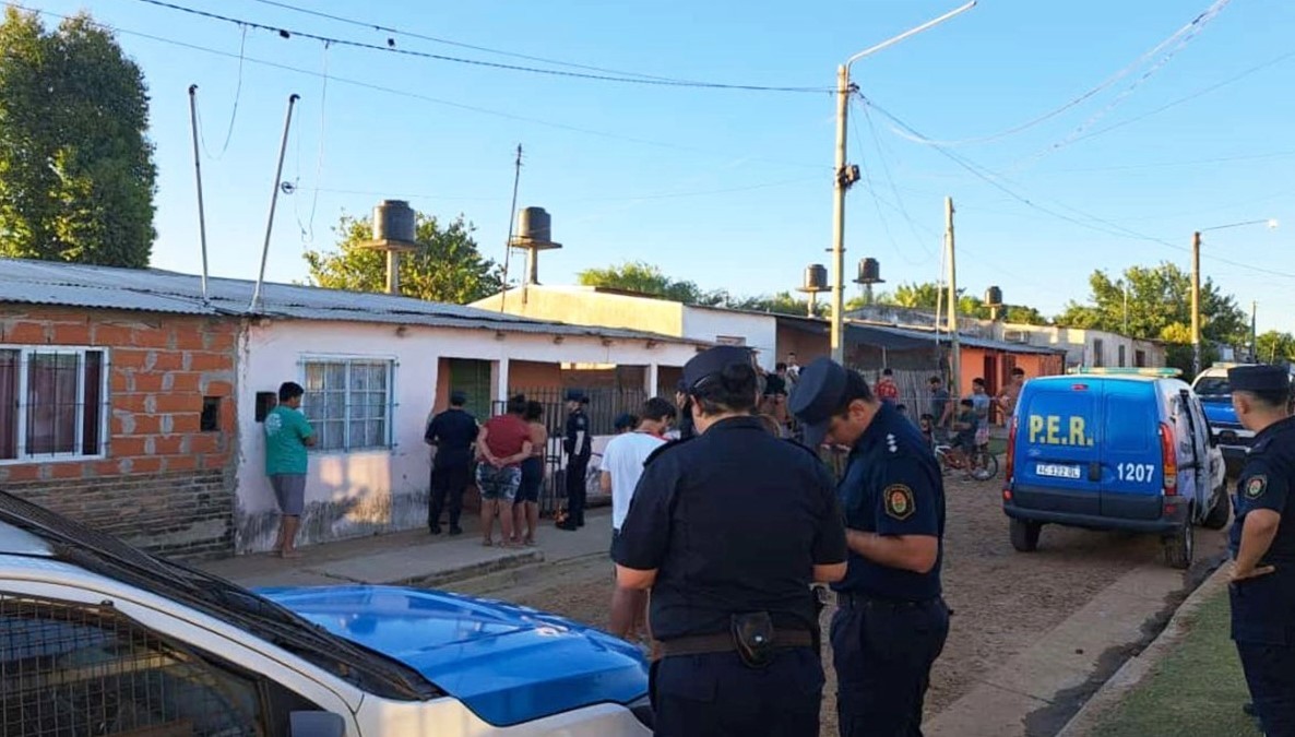 Intento de femicidio en Concordia: un hombre le disparó a su ex mujer y luego se quitó la vida | Información General