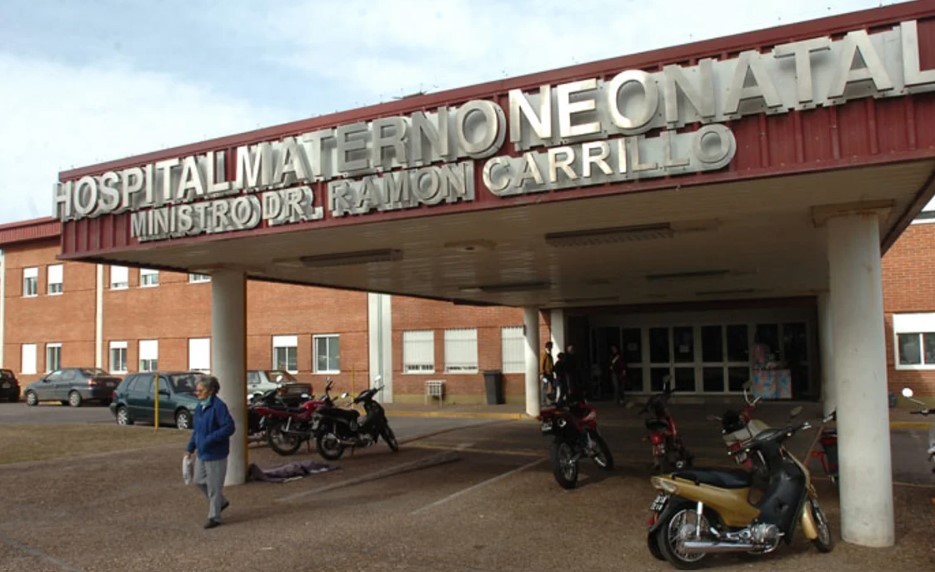 "Me dijo que si mi hijo moría, era mi culpa": la madre de un bebé que falleció en el Neonatal complicó a Brenda Agüero | Información General