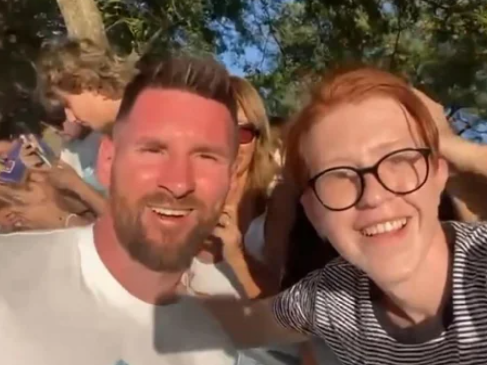 Un tiktoker fue multado por 400.000 pesos por molestar a Lionel Messi en su casa de Rosario | Información General