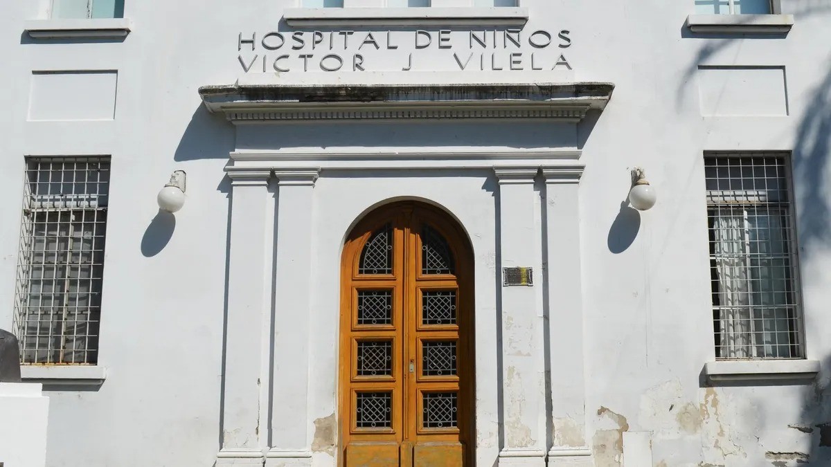 Sobrevivientes del trágico accidente en la costanera: la niña evoluciona favorablemente y el padre recibe atención psicológica | Rosario y la región