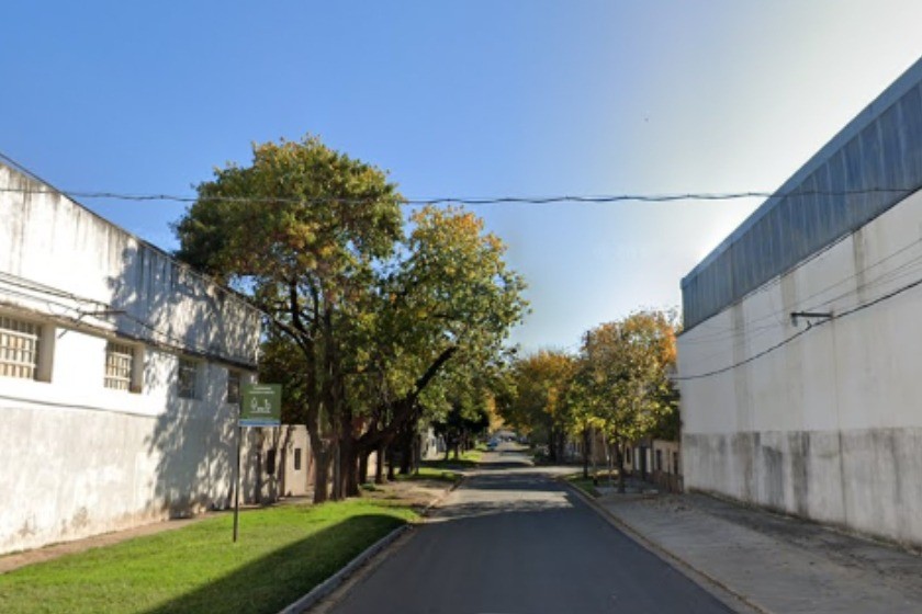 Vecinos de zona noroeste redujeron a un ladrón que merodeaba por los techos | Rosario y la región