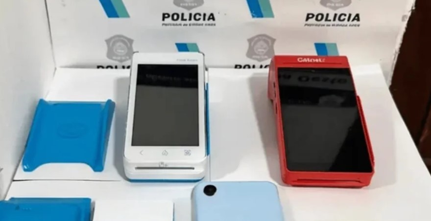 Cayó una banda que le robaba los posnet a comerciantes y transfería el dinero a sus propias cuentas | Información General