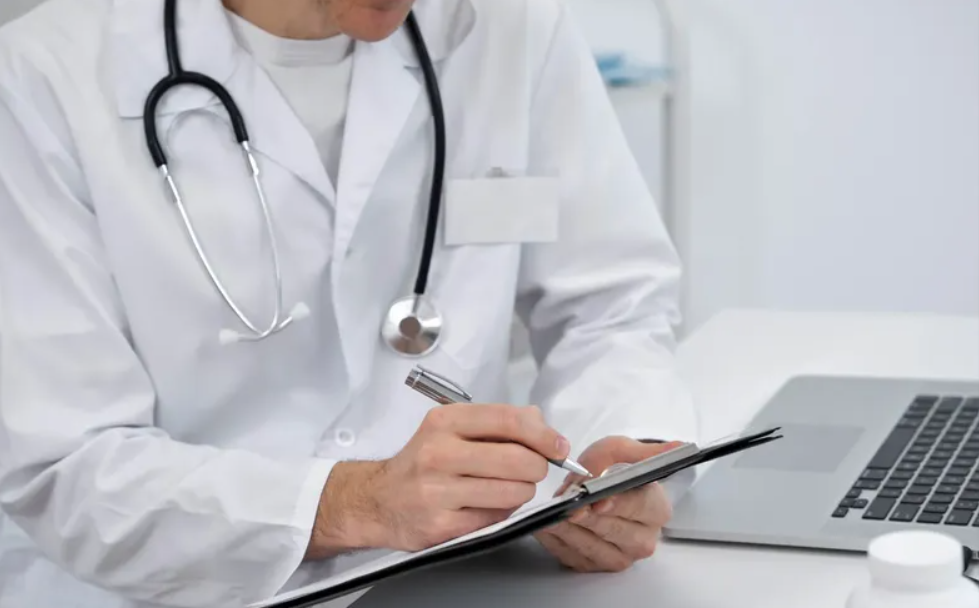 Eliminan "triangulación" en el sistema de salud: trabajadores derivarán aportes directo a su prepaga | Información General